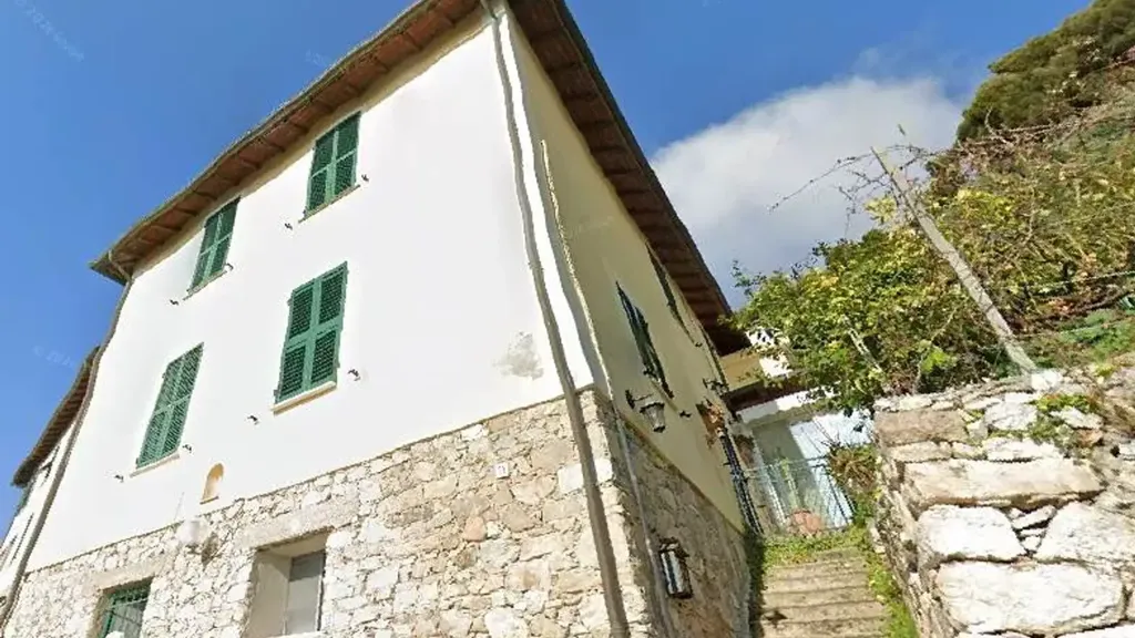 Extérieur - Seafront Bilocale with Garden in Finale Ligure