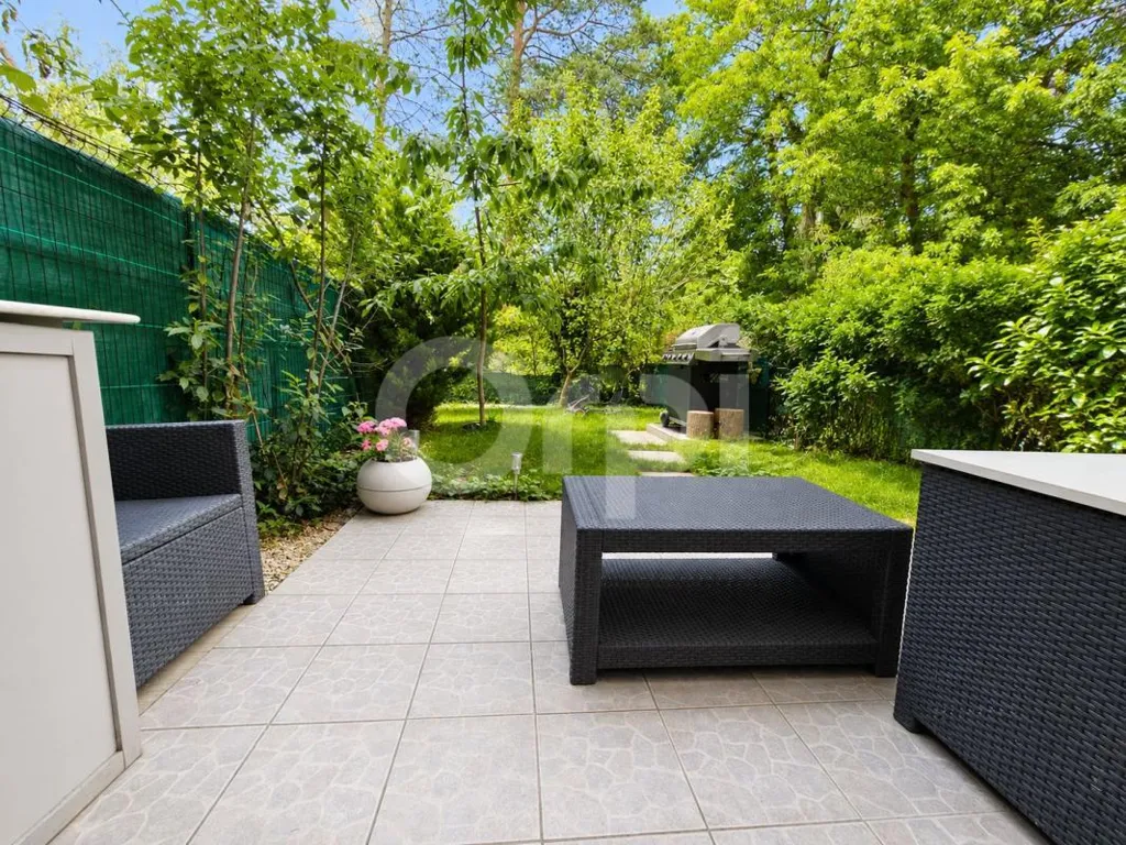 Aed - 3-Bed Flat with Private Garden in Verdant Residence