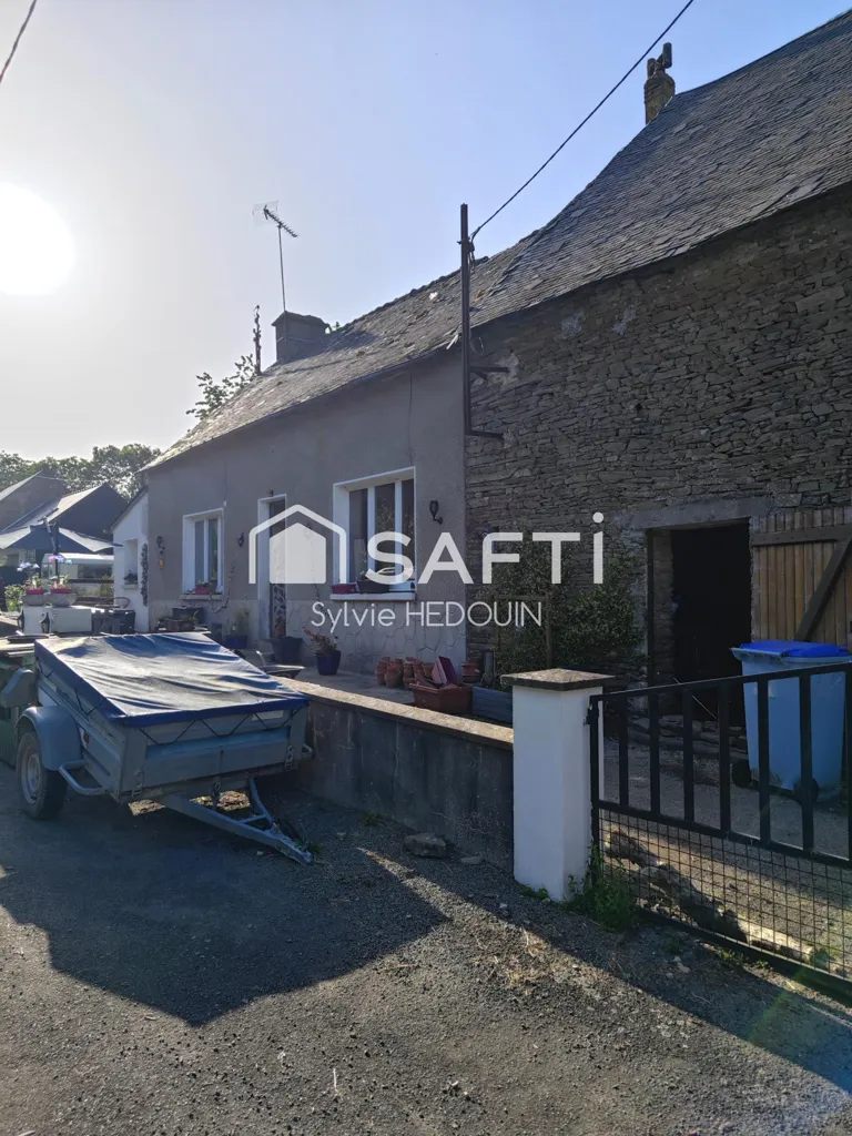 Extérieur - Maison Ancienne avec Jardin à Réaménager