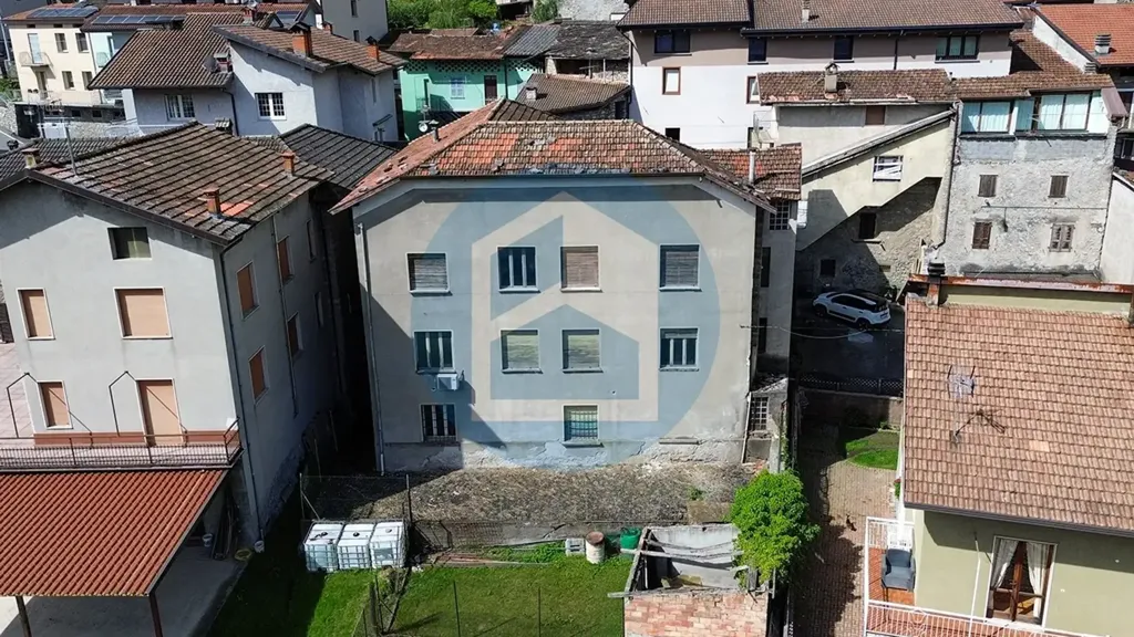 Vue aérienne - Multipurpose House to Renovate in Ono San Pietro
