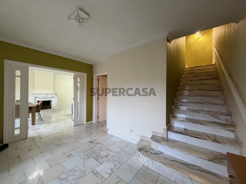 Toad - Luxury House with Private Garden in Forca, Aveiro