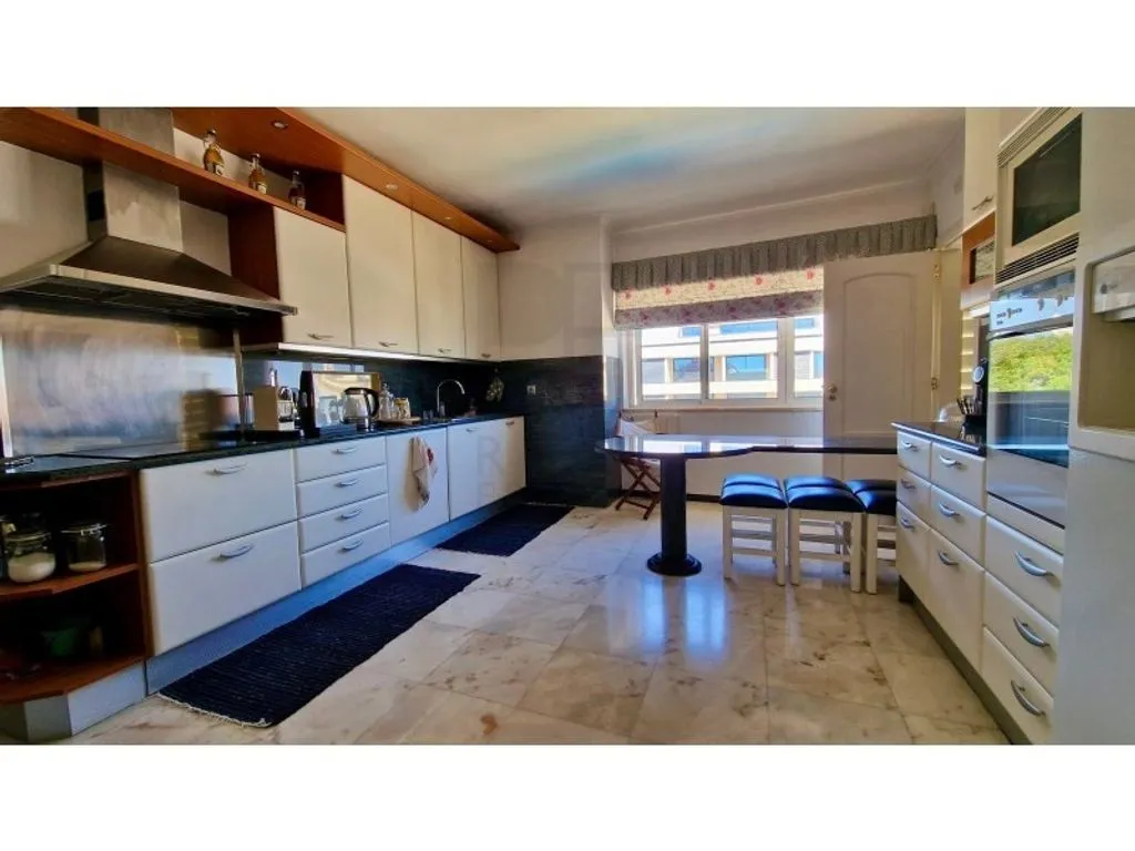 Köök - Luxury Duplex with Sea View in Cascais