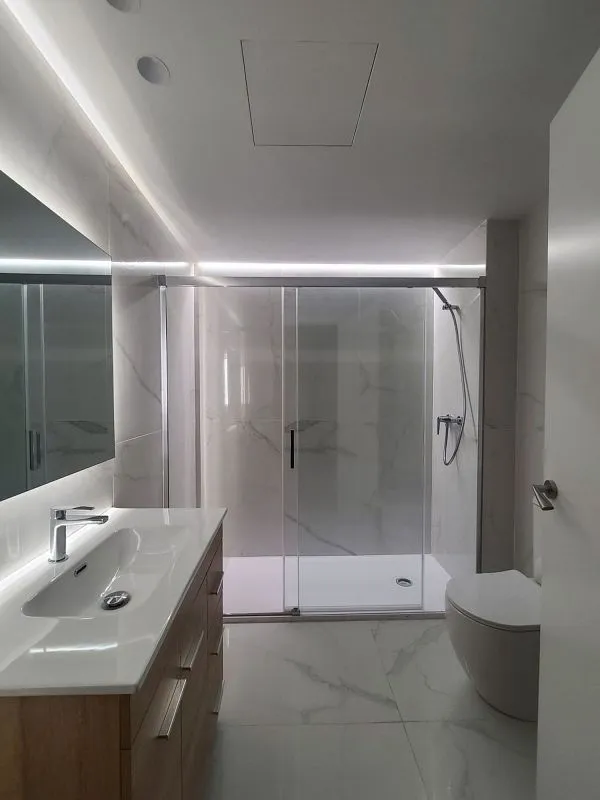 Salles de bain - Apartment with Pool and Terrace in Viladecans