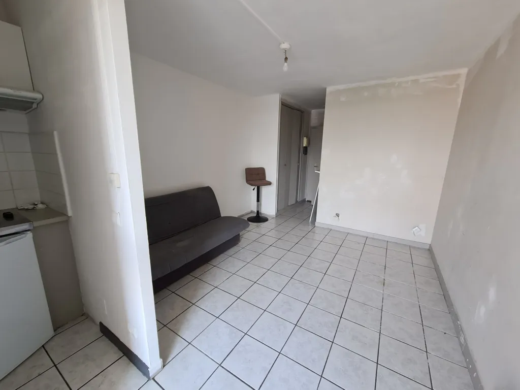 Köök - Studio with Balcony in Les Platanes, Perpignan