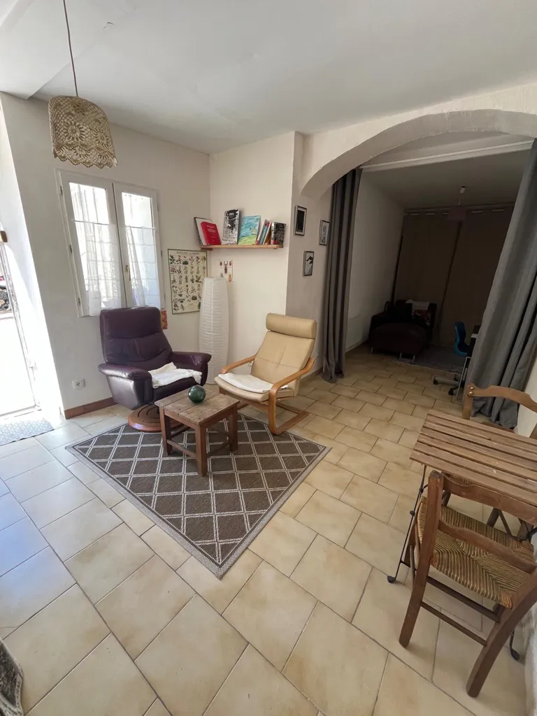 Elutuba - Charming Studio with Independent Entrance in Montpellier