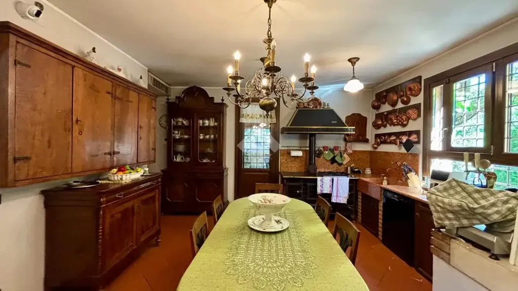 Sala da pranzo - Historic Villa with Pool in Sona