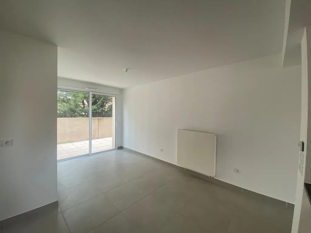 Pièces - Appartement Traversant avec Terrasses à Ocoeur
