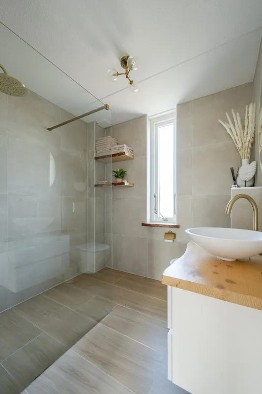 Vannitoad - Modernised Corner House with Garden in Leerdam