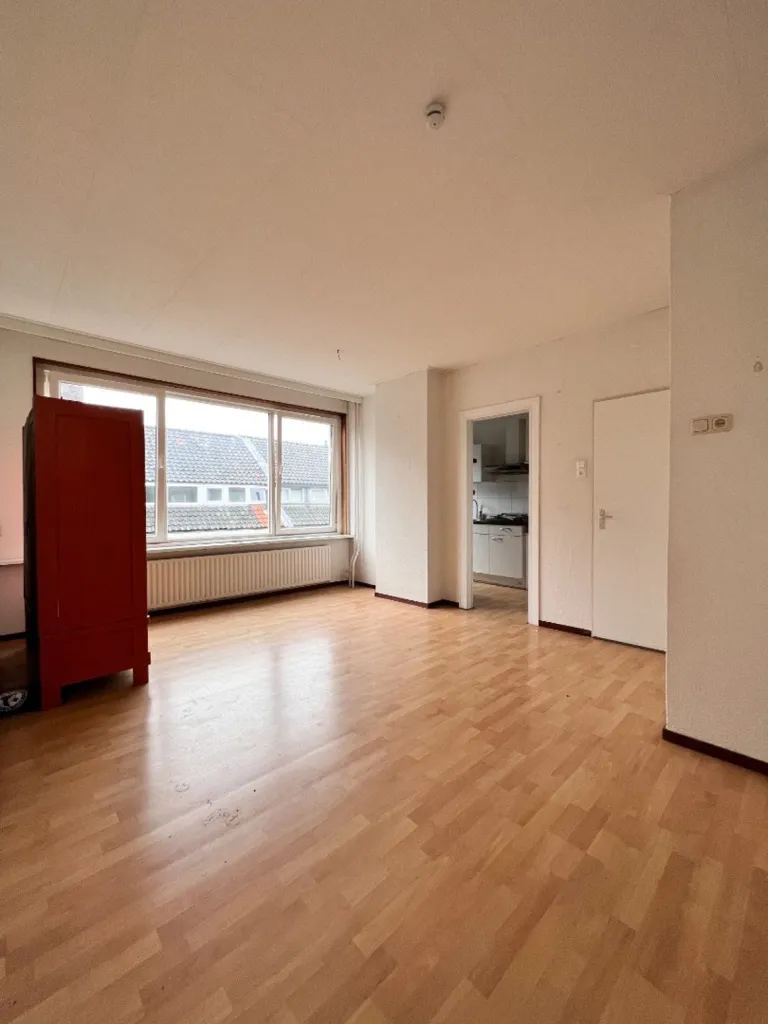 Séjour - Student-Friendly Apartment with Balcony in Rotterdam