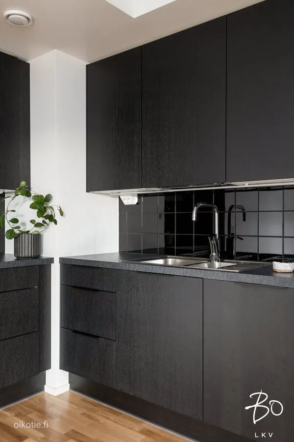 Cuisine - Modern Apartment with Balcony in Herttoniemi, Helsinki
