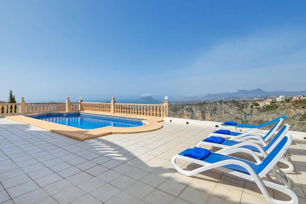 Piscine - Luxury Villa with Sea Views in Benitachell