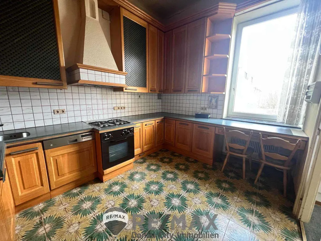 Cuisine - Gründerzeit Villa with Development Potential in Vienna