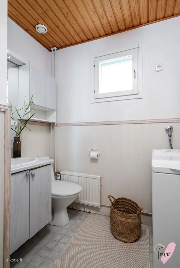Vannitoad - Three-Bedroom House with Garden in Maikkula, Oulu