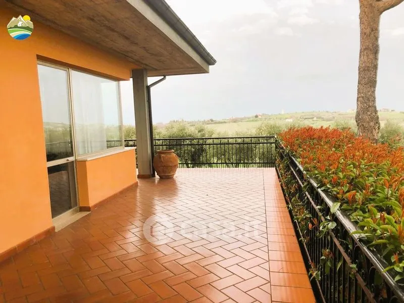 Terrasse - Panoramic Villa with Private Park in Notaresco