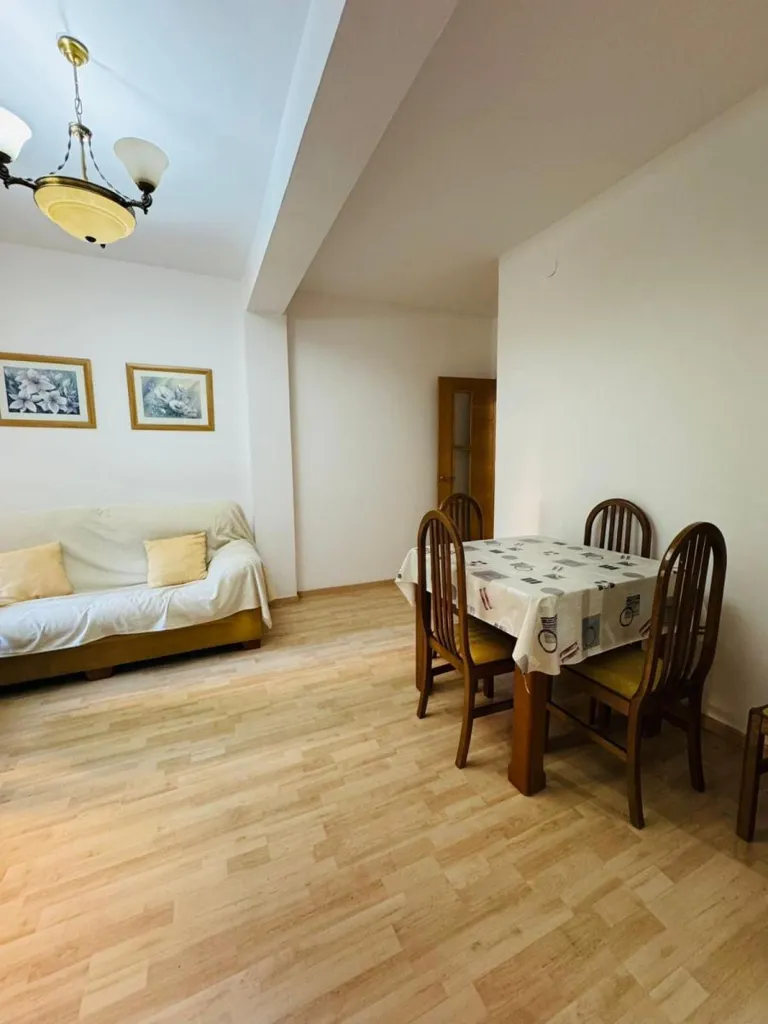 Soggiorno - Furnished Flat with Balcony in Granada