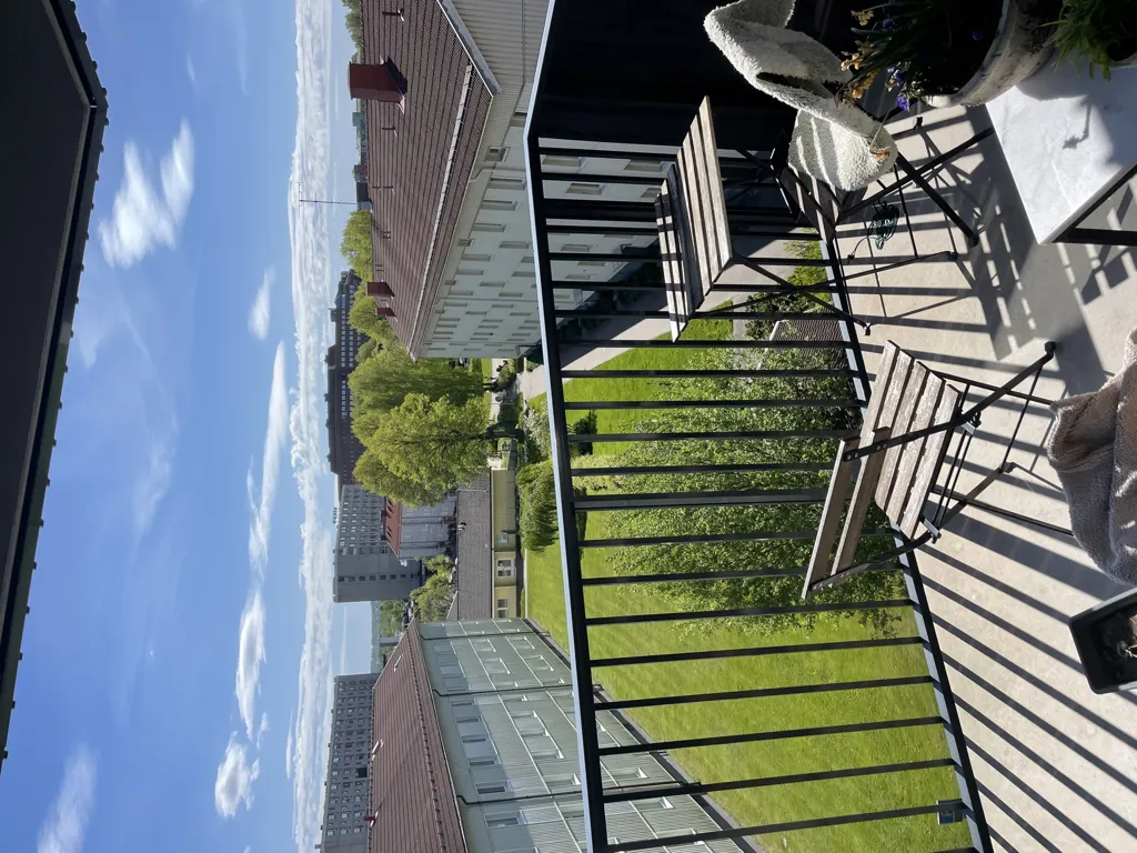 Rõdu - Modern Apartment with Balcony in Central Hisingen