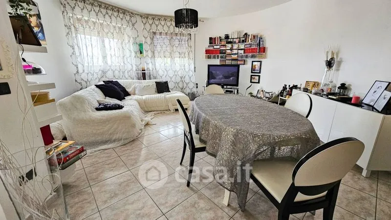 Söögituba - Modernised Apartment with Balcony in Andria