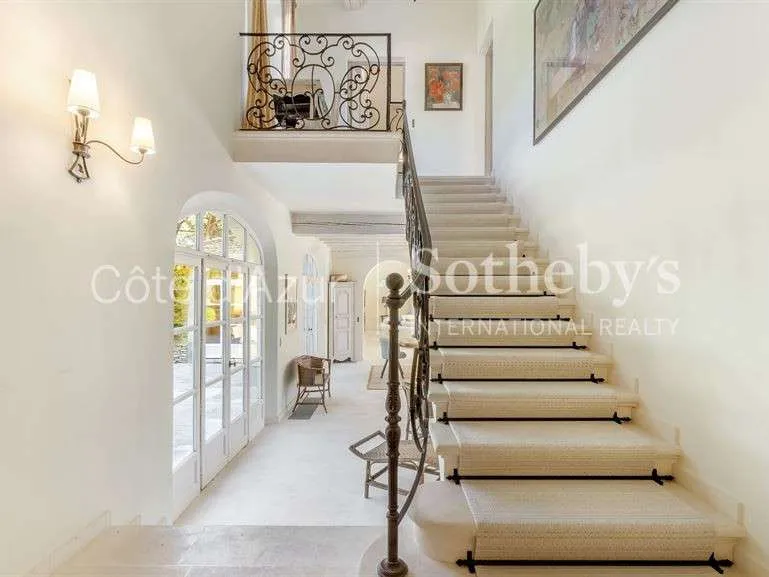 Toad - Villa with Sea View on 1 Hectare in Ramatuelle