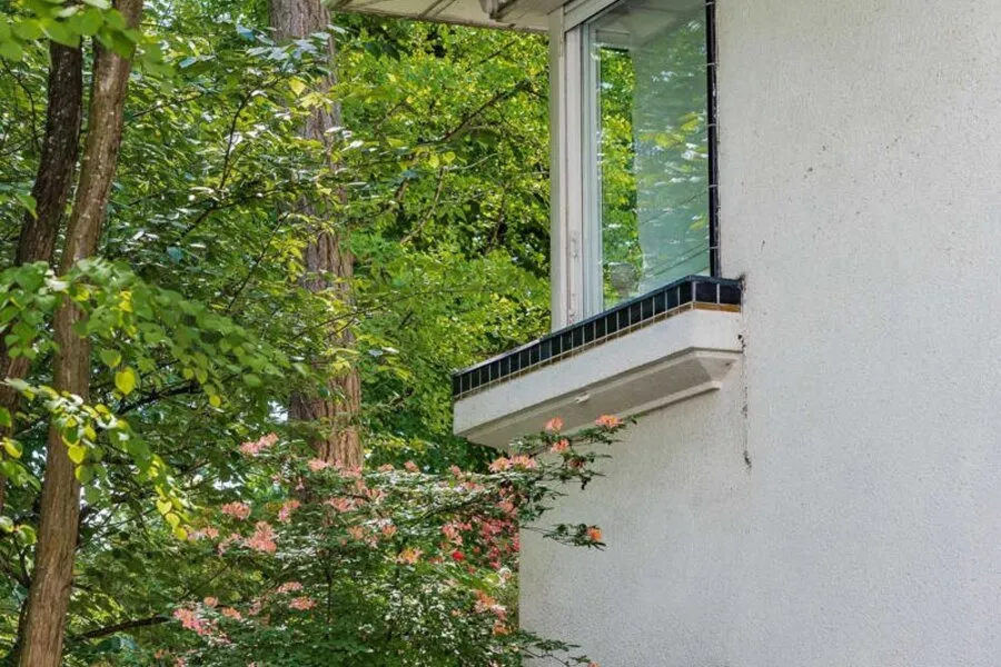 Välivaade - Art Deco Villa in Uccle's Observatoire District