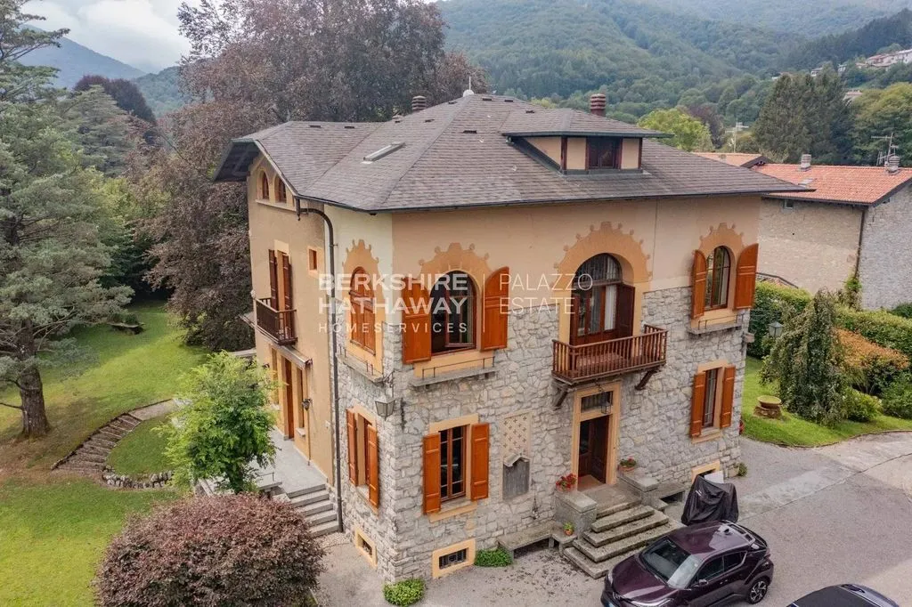 Vue aérienne - Liberty-Style Villa with Park in Valle Intelvi