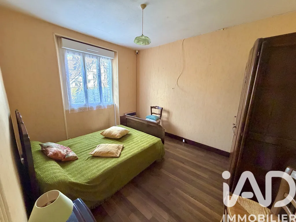 Bedrooms - Village House in Douadic with Garden