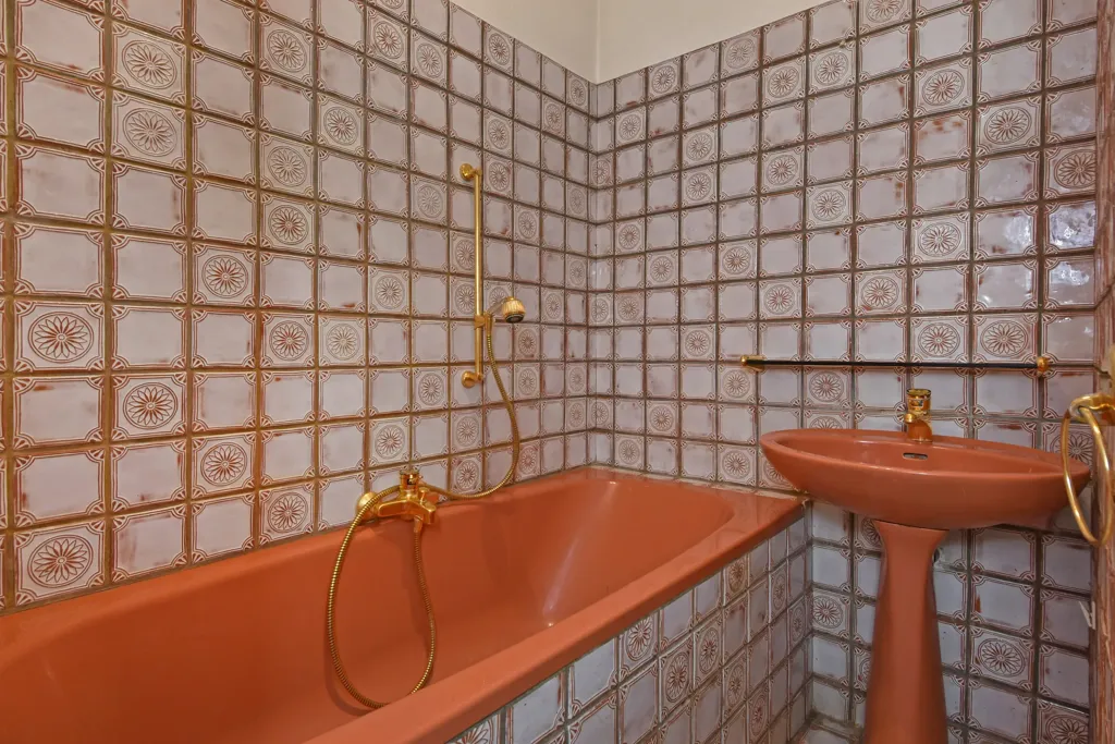 Salles de bain - Bungalow with Extensive Gardens in Den Haag