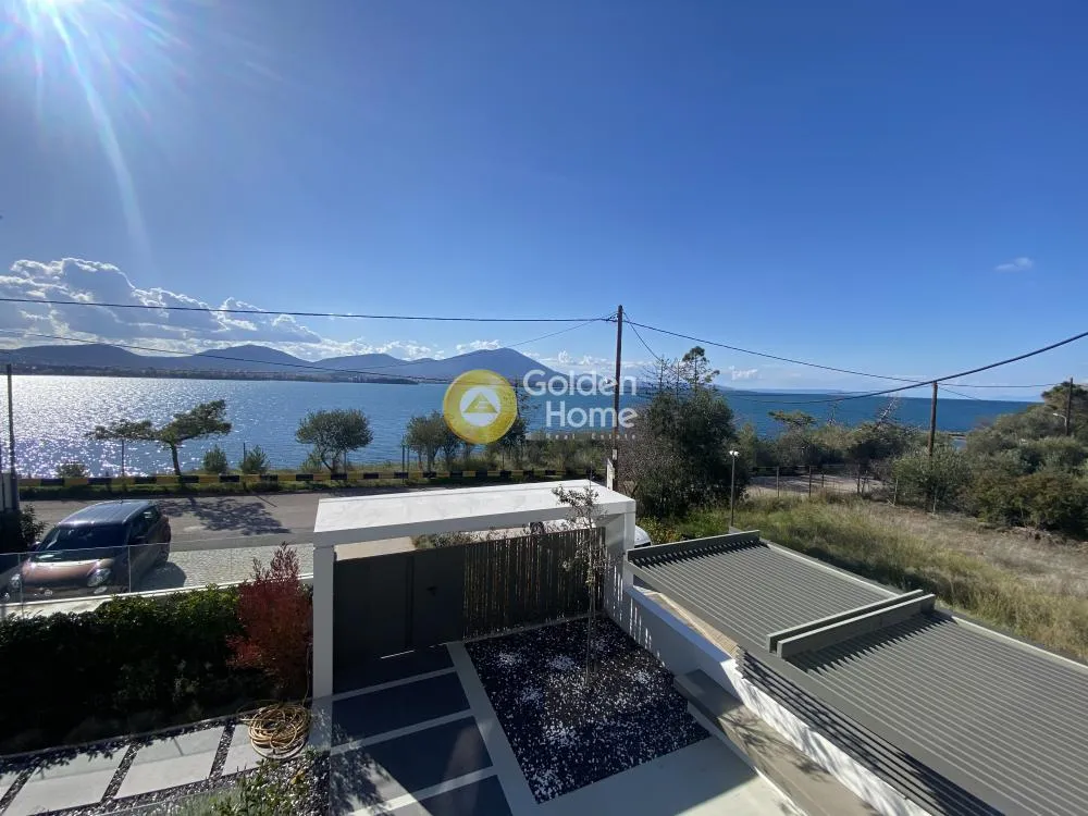 Terrass - Apartment with Sea View in Chalkida