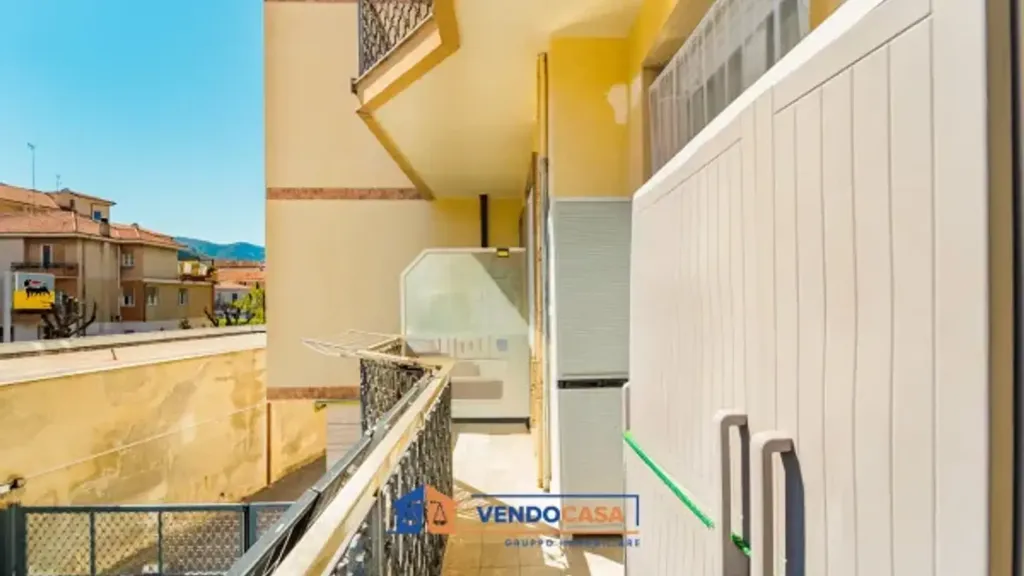 Balcon - Apartment with Balcony in Albenga