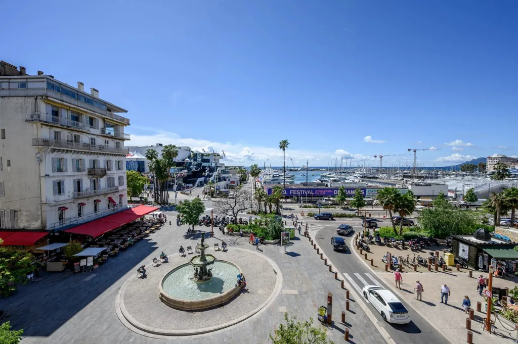 Appartement Luxueux avec Vue Mer à Cannes