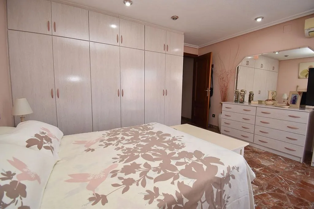 Bedrooms - Apartment with Balcony in Santa Pola Centre