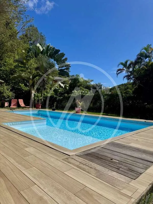 pool_area