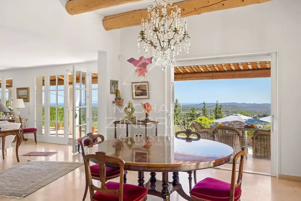 Söögituba - Provençal Villa with Sea View in Vence