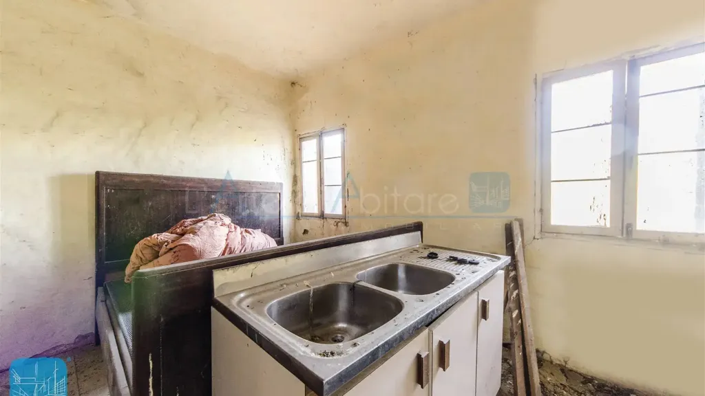 Cuisine - Rustic House with Large Garden in Noale