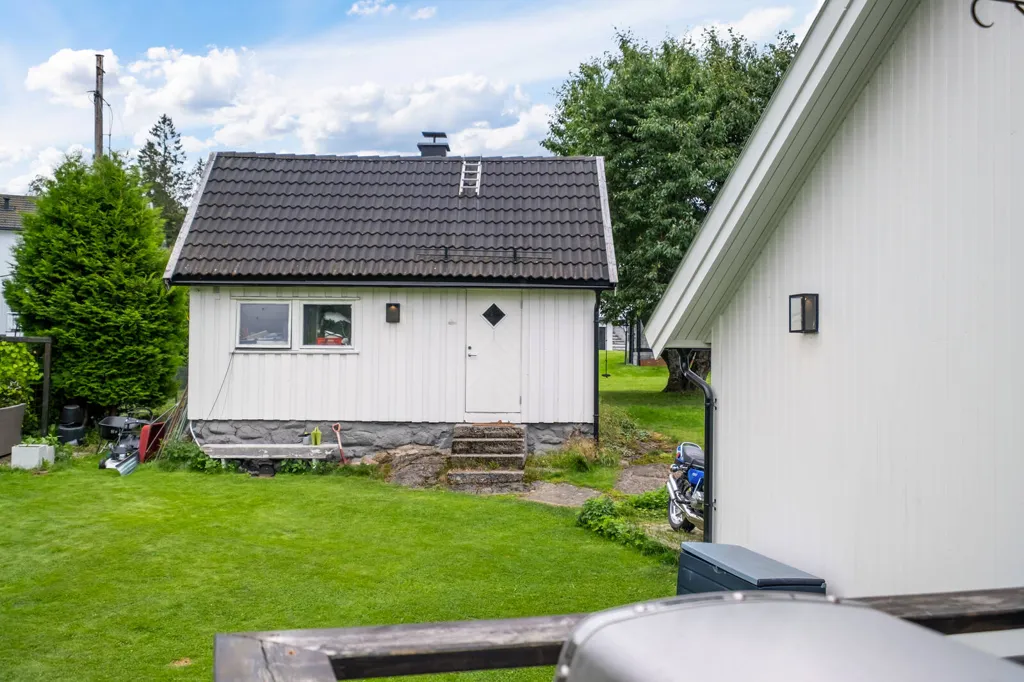 Giardino - Casa di 6 locali a Fjellhamar