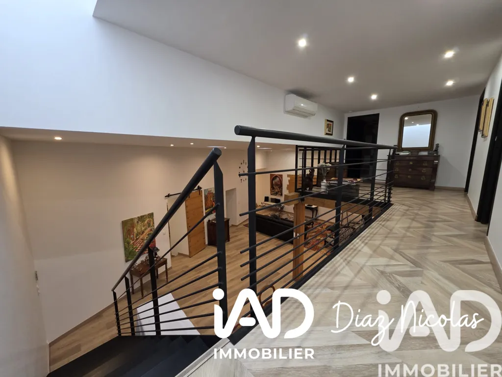 Toad - Exceptional Loft with 100m² Living Space in Pollestres