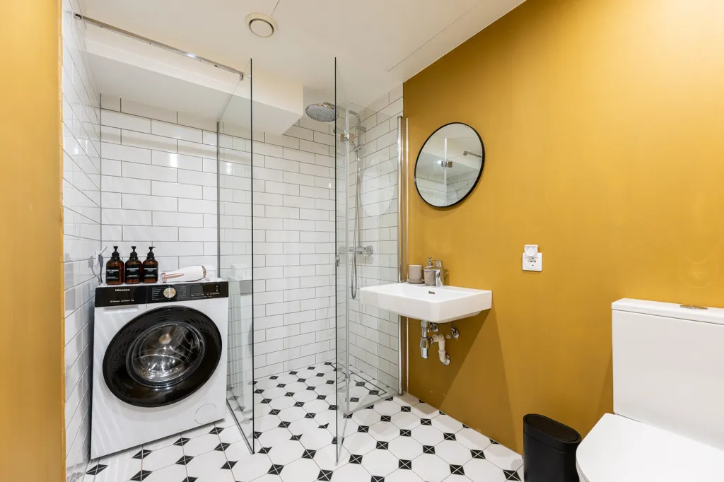 Bagni - Modernised 3-Bedroom Flat in Tallinn City Centre