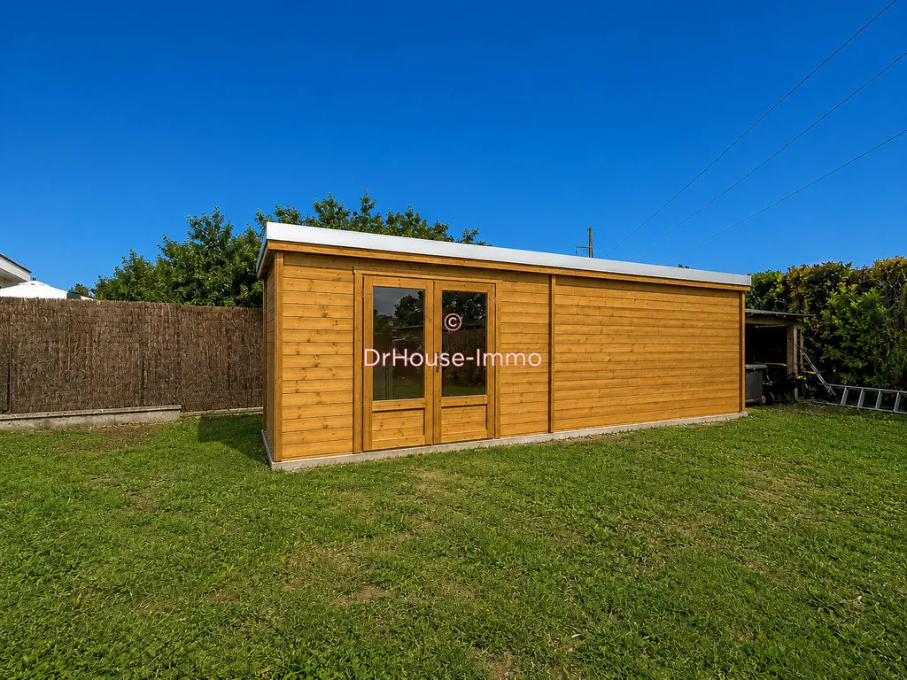 Aed - Fully Renovated Bungalow with Pool in Quiet Area