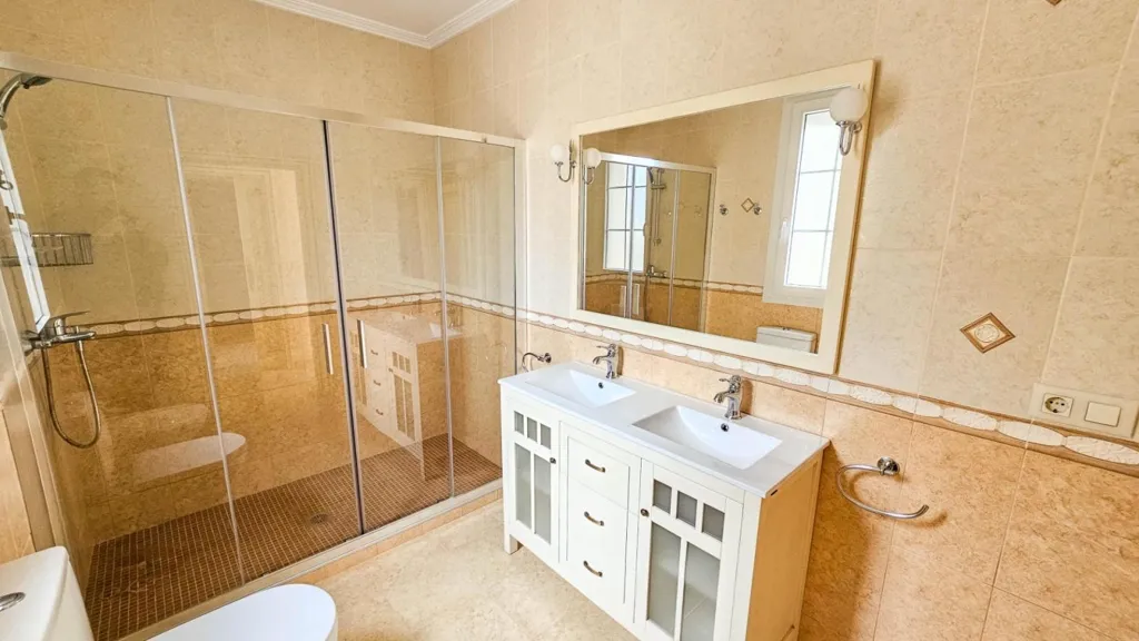 Salles de bain - Luxury Villa with Pool in Cabo Roig