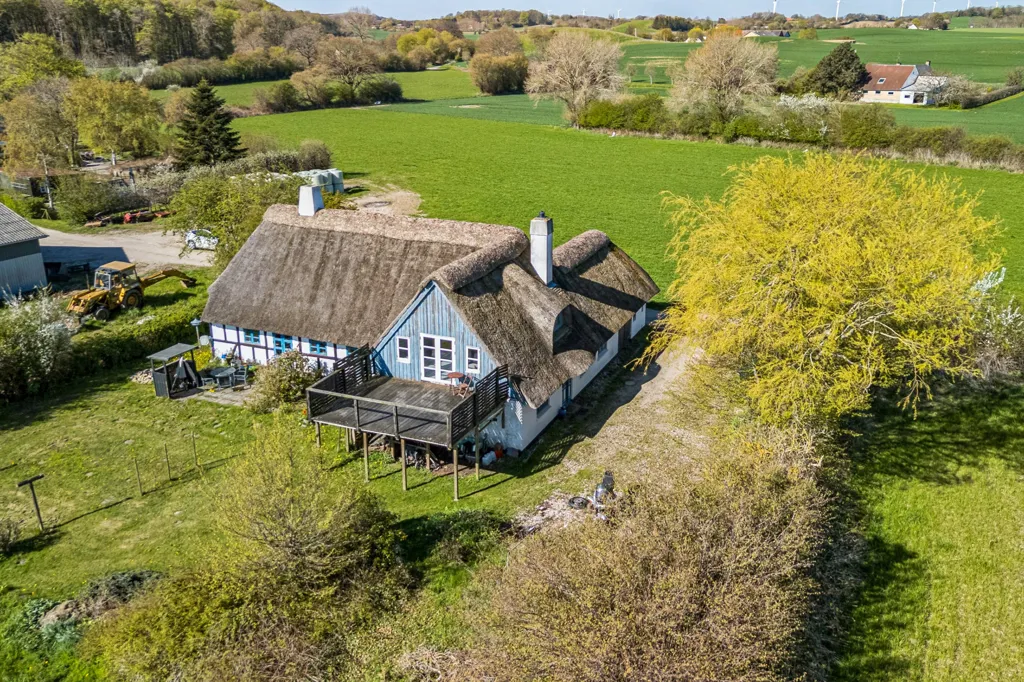 Õhuvaade - Bindingsværks Villa with Sea View in Pederstrup