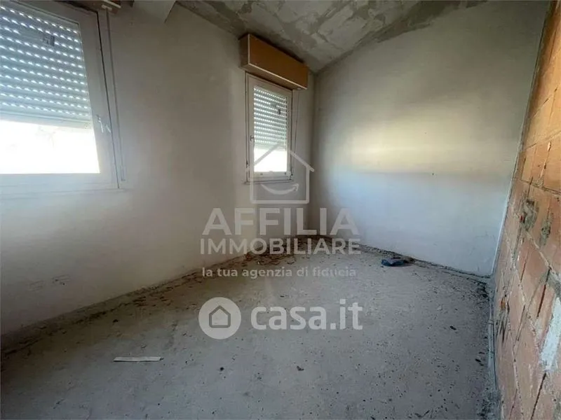 Pièces - Apartment with Private Courtyard in Castelplanio