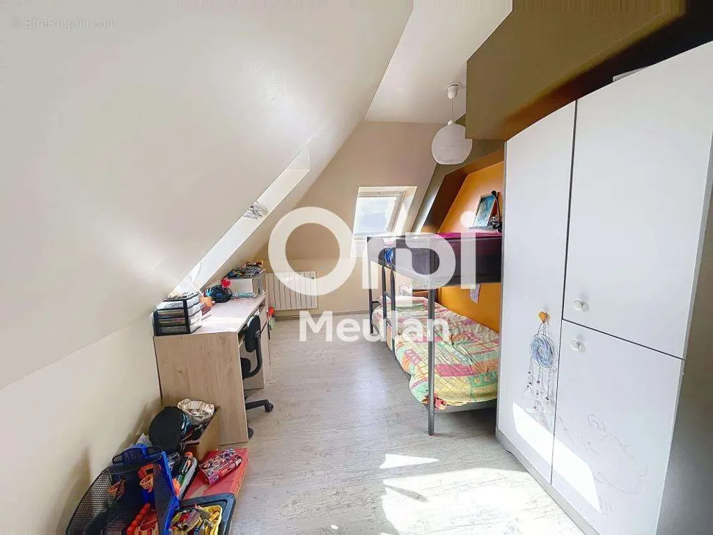 Chambres - Duplex Lumineux avec Balcon à Meulan-en-Yvelines