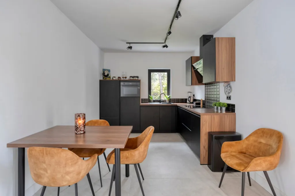 Sala da pranzo - Villa with Pool and Office in Grobbendonk