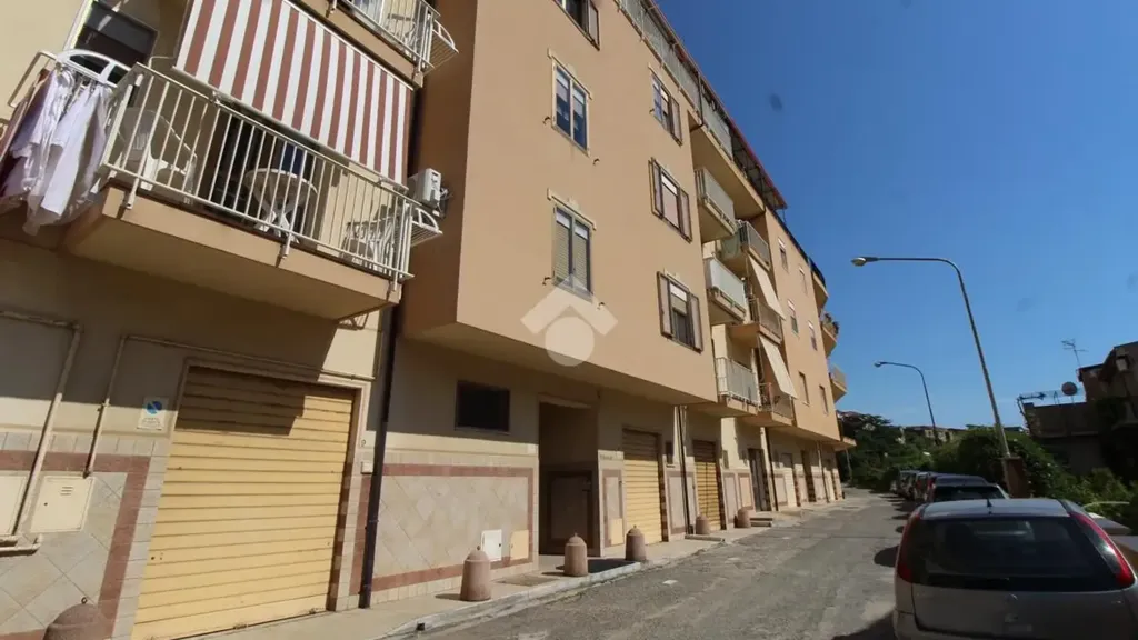 Exterior - Apartment with Garage in Villa San Giovanni
