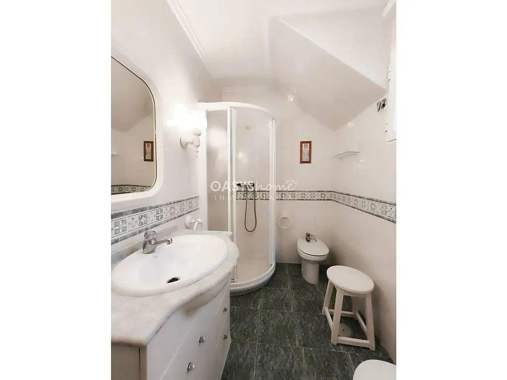 Vannitoad - Ground Floor Apartment with Sea View in Los Urrutias