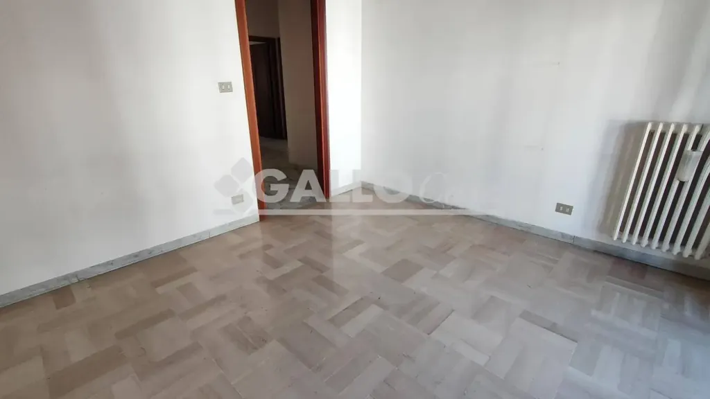 Pièces - Central Apartment with Balconies in Cosenza