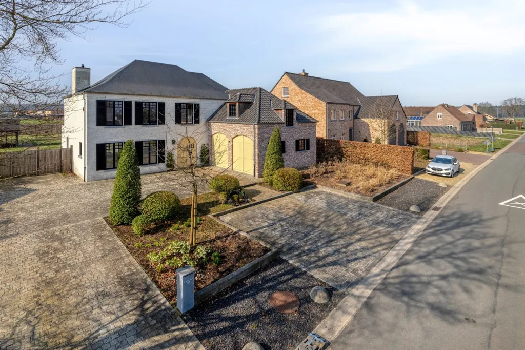 Vue aérienne - Villa Récemment Construite avec Terrasse à Westerlo