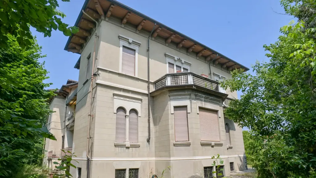 Välivaade - Art Deco Villa with Garden in Cossato