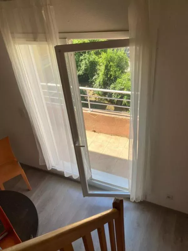 Rõdu - Duplex Flat with Terrace in Corte