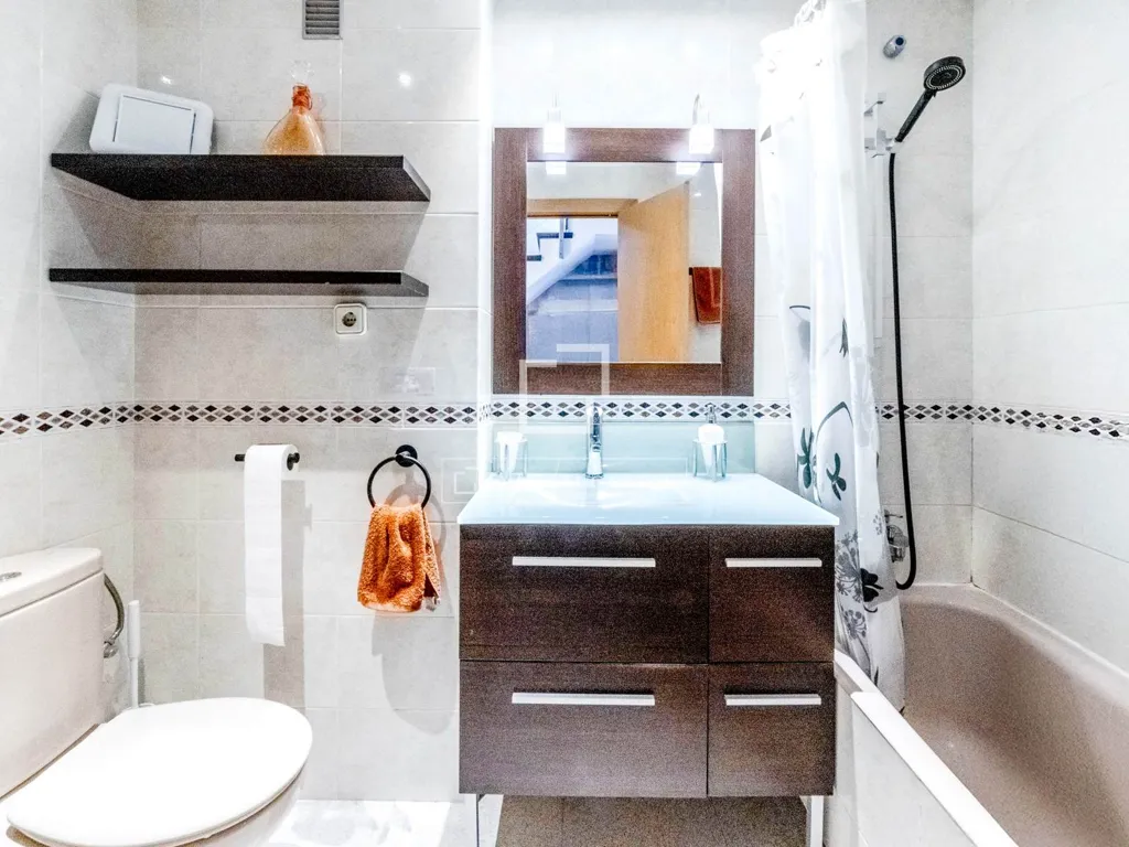 Vannitoad - Modern Duplex Penthouse with Terraces in Sitges Centre