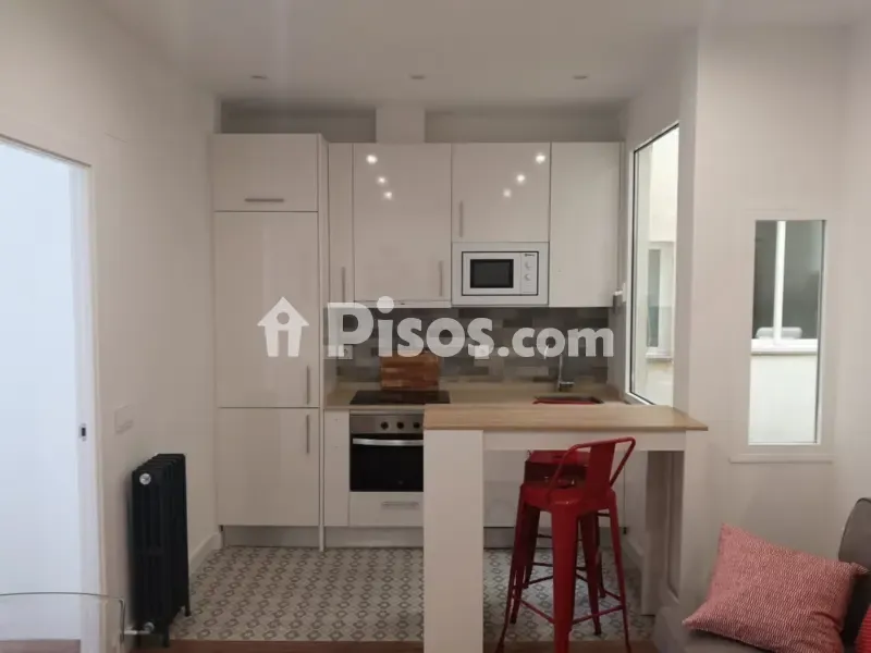 Kitchen - Fully Furnished Flat with Balcony in Chamberí